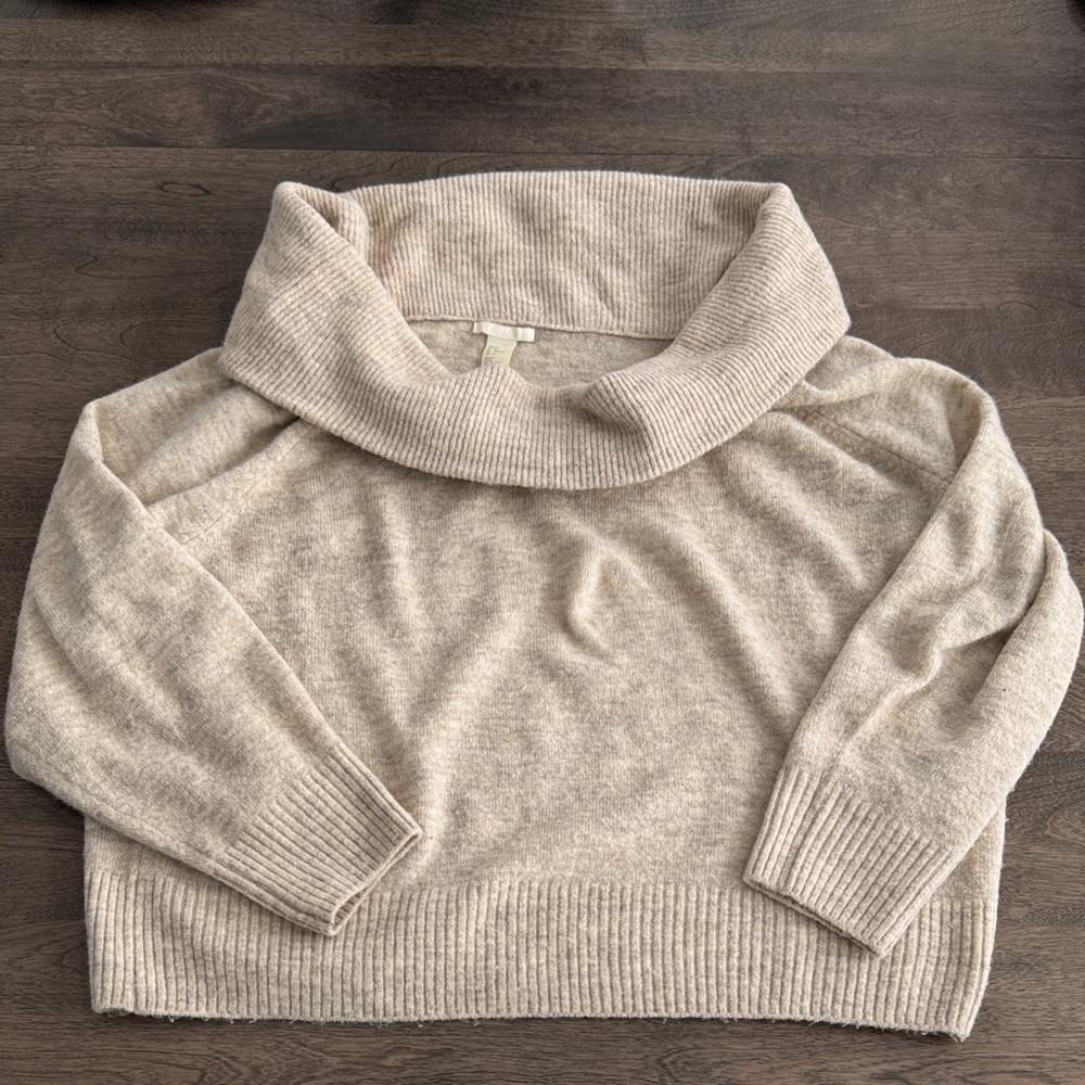 H&M sweater